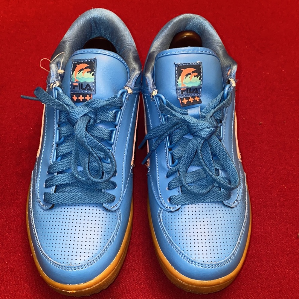 Pink Dolphin X Filas